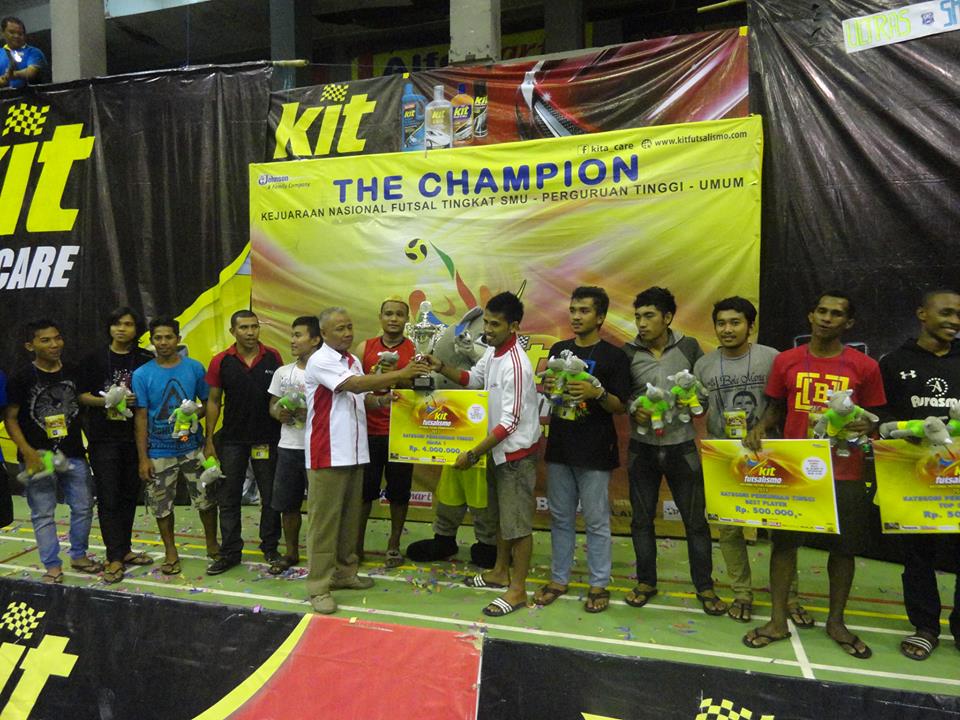 Tim Futsal STMIK AKAKOM Juara KIT FUTSALISMO Wilayah Jawa-Bali