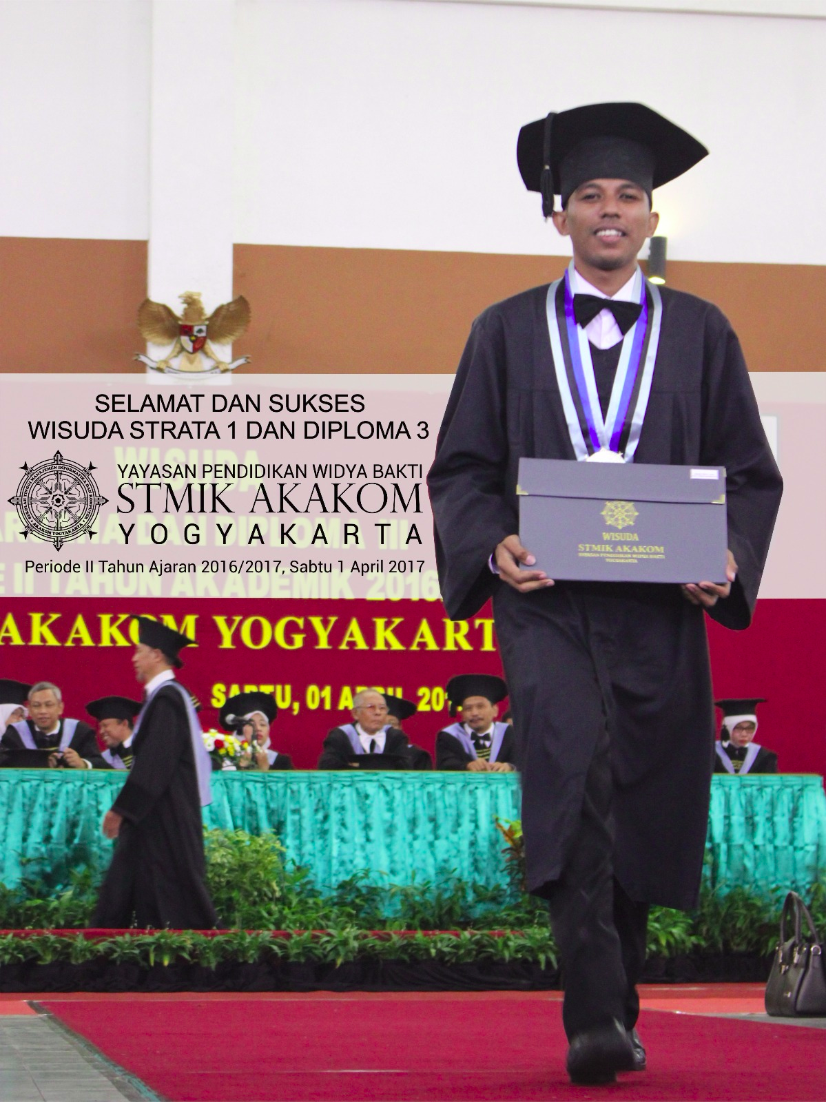 Wisuda Diploma dan Sarjana STMIK AKAKOM Yogyakarta Periode II Tahun Ajaran 2016/2017